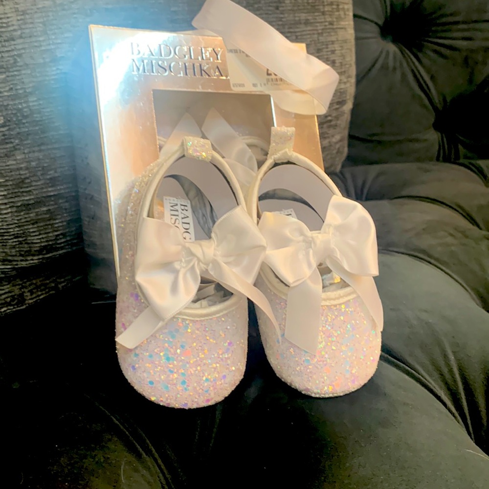 Badgley Mischka - White Glitter Ballet Infant Girls Shoes - Size 3 - New in Box